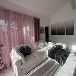 The House Balaton Nyaralunk *