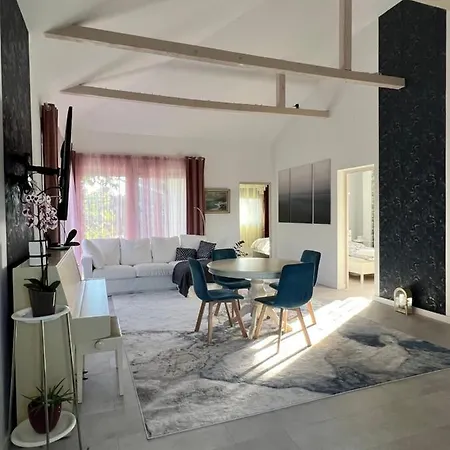 The House Balaton Nyaralunk Appartement *